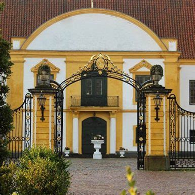Slotsophold i Danmark → Top 34 bedste slotsophold i .